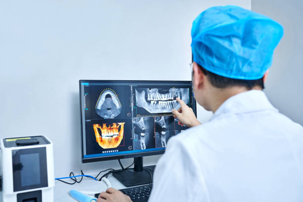 Best Emergency Tooth Extraction in Maine, WI